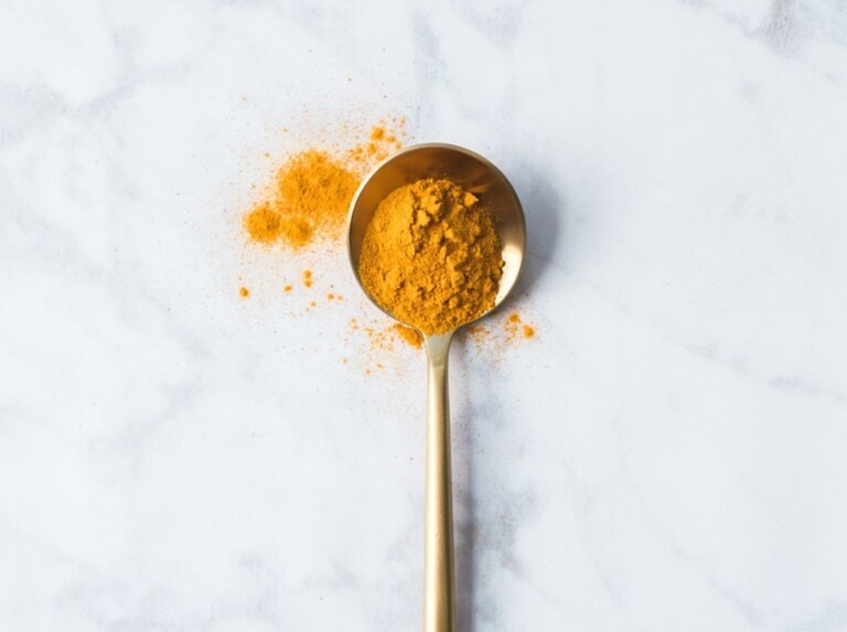 The Only Turmeric Face Mask Recipe You Need For Glowing Skin | Hello Glow