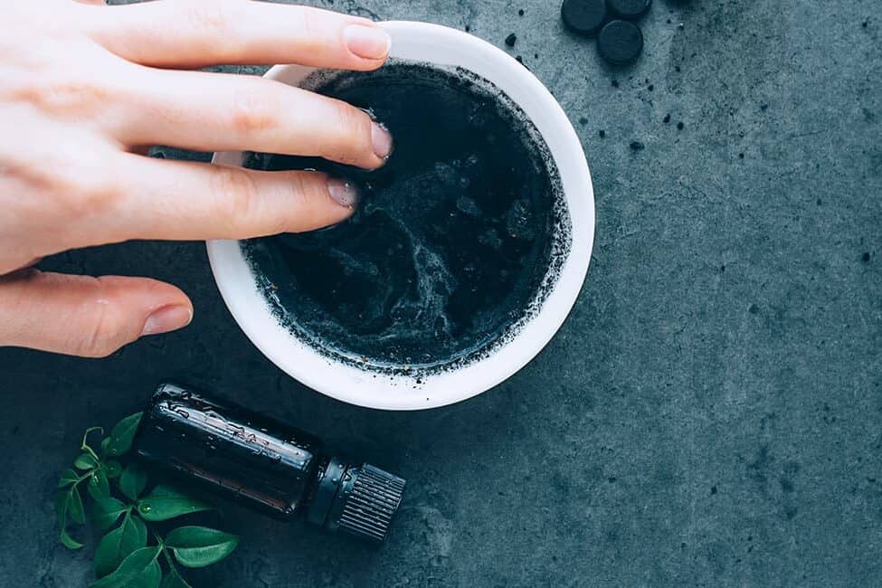 Acne-fighting cleanser with activated charcoal and witch hazel to draw impurities, dirt, and bacteria out of pores.