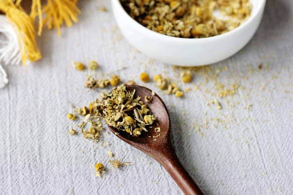 Chamomile for a relaxing tincture