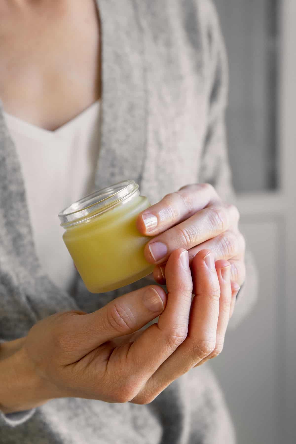Frankincense Cuticle Balm for Nail Growth + Strengthening