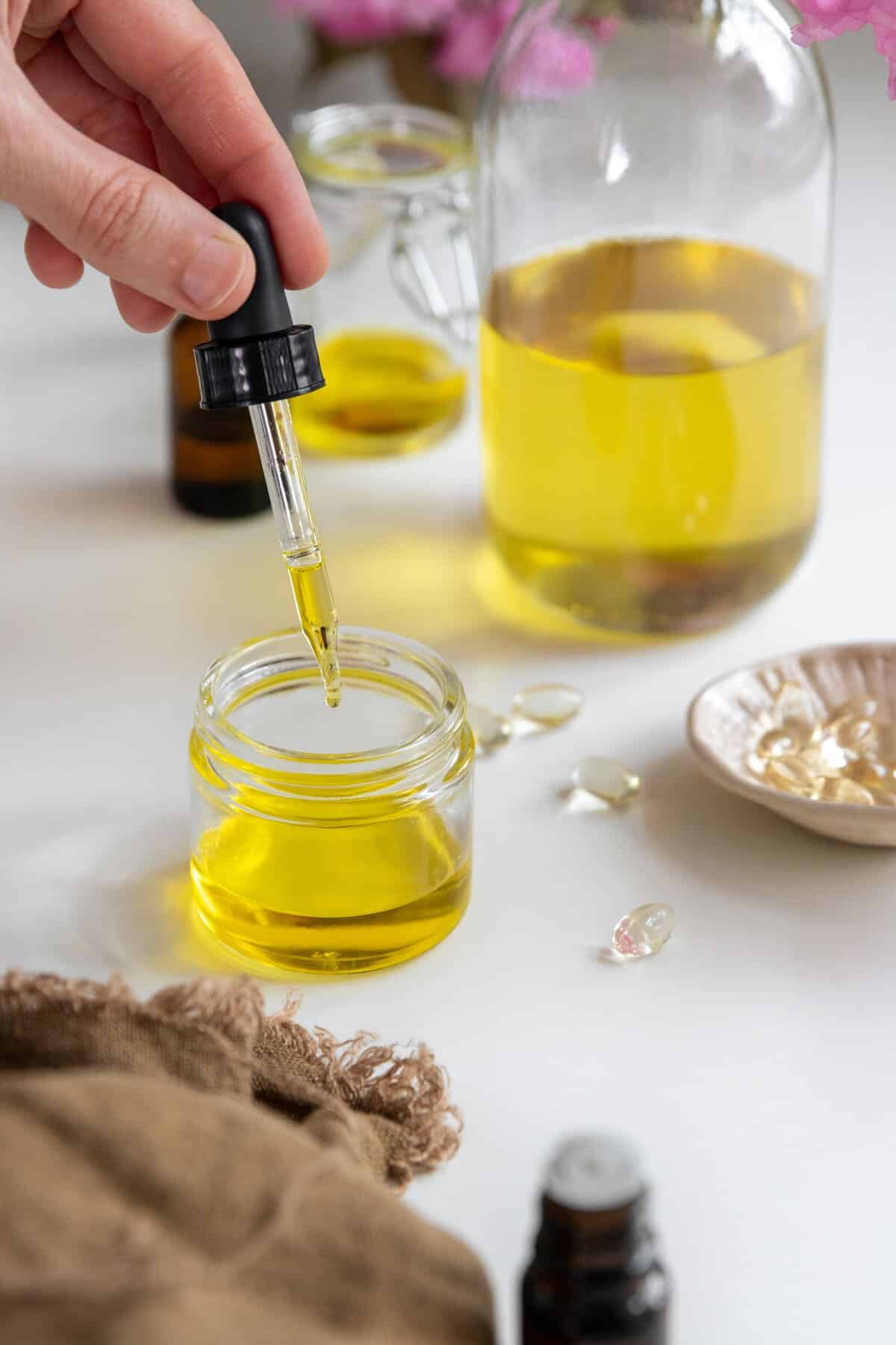 Instructions for homemade eyebrow serum with castor oil
