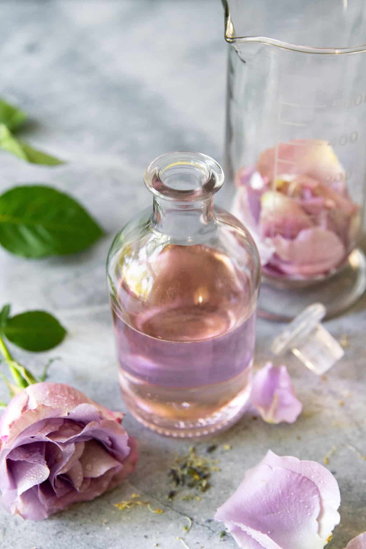 How to Make Rose Perfume