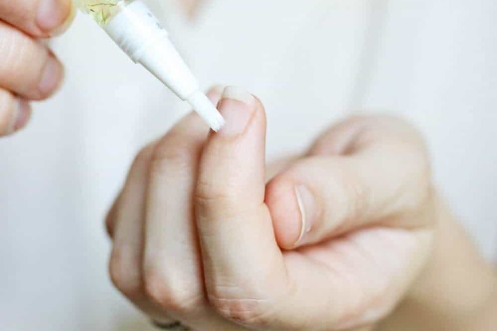 Nail care tips at home: cuticle oil DIY Cuticle Oil Pen Tutorial - Nail care tips at home