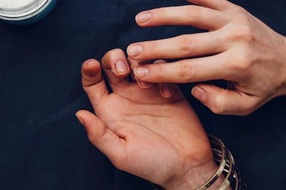 13 Natural Ways To Strengthen Your Nails 13 Natural Ways To Strengthen Your Nails