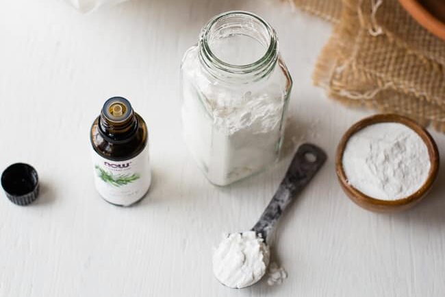 Rosemary Volumizing Hair Powder | HelloGlow.co