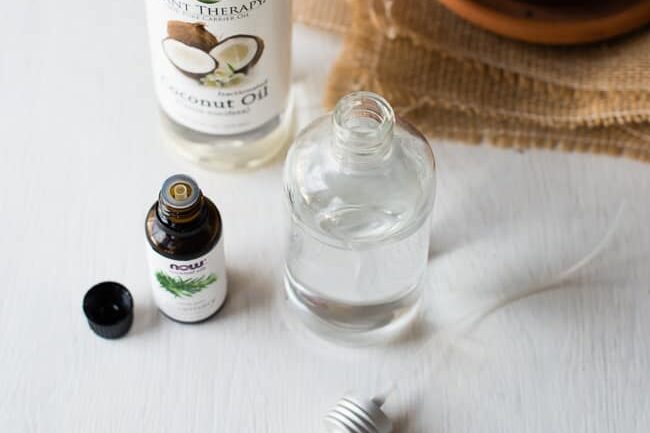 Coconut Oil Hair Spray | HelloGlow.co