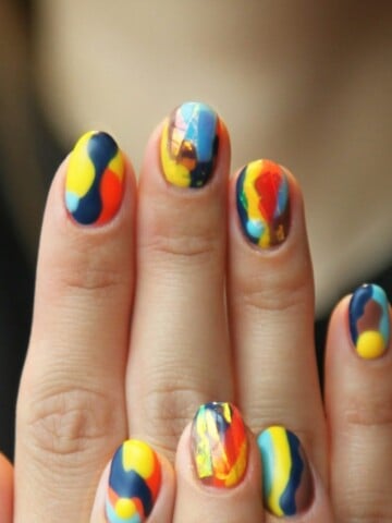 rainbow manicure